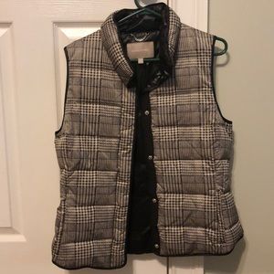 Banana Republic puffer vest